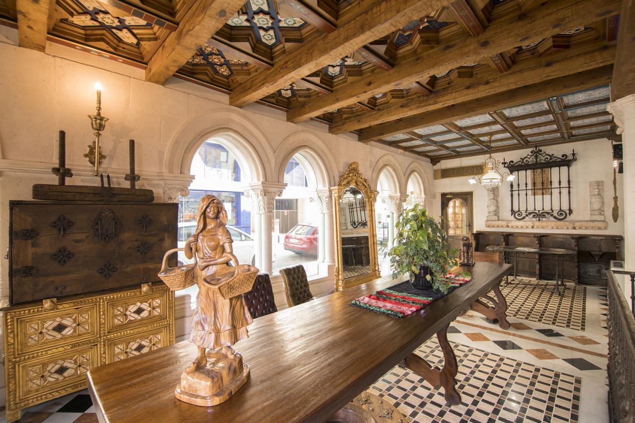 Hotel Julia Aranda de Duero Exteriér fotografie